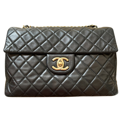 Chanel Timeless Classic in Pelle in Nero