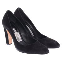 Manolo Blahnik Décolleté/Spuntate in Pelle scamosciata in Nero