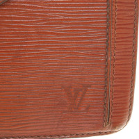 Louis Vuitton Clutch aus braunem Epi-Leder