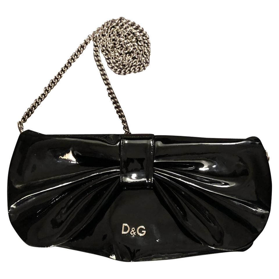 Dolce & Gabbana Clutch aus Lackleder in Schwarz