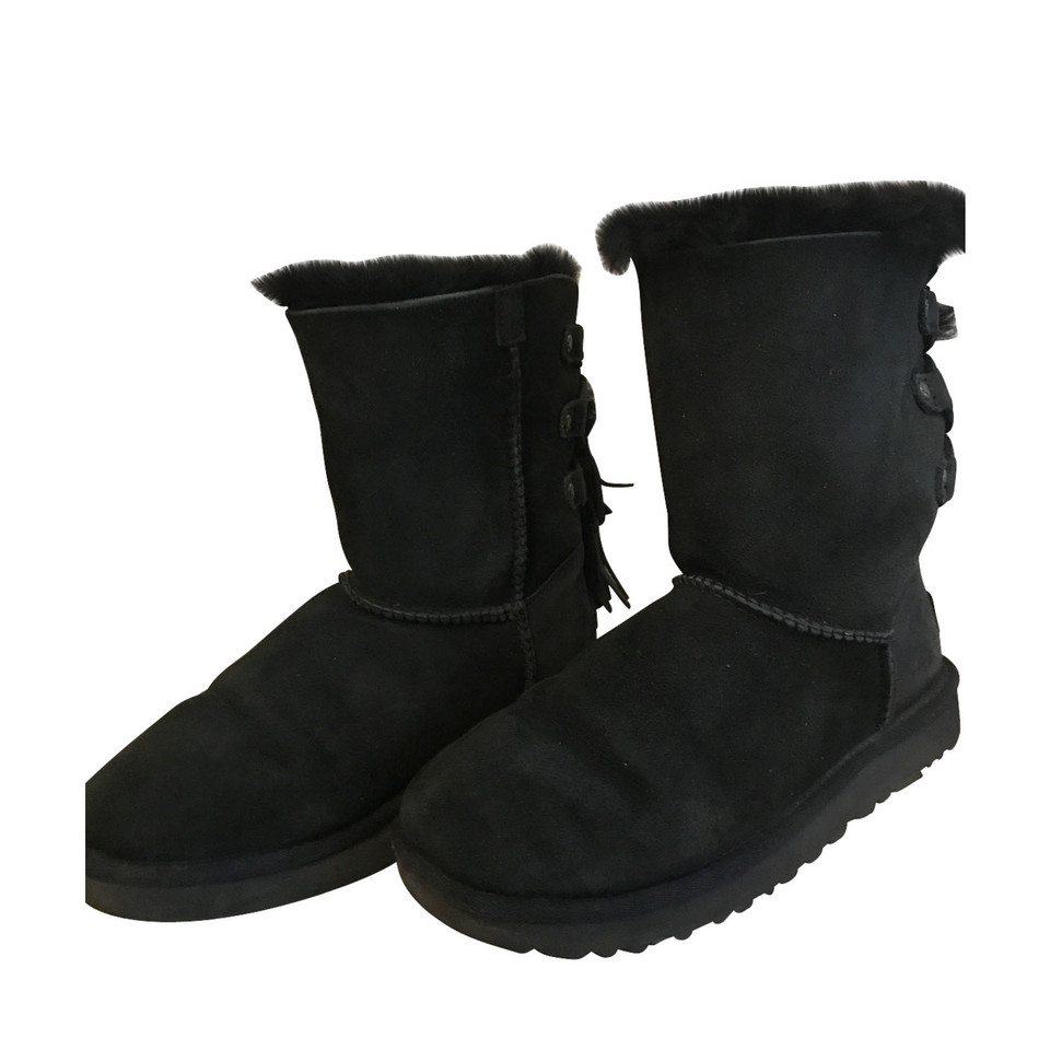 Ugg Australia Ankle boots Suede in Black