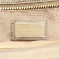 Stuart Weitzman Handtasche in Goldfarben
