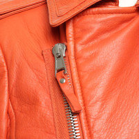 Balenciaga Jacke/Mantel aus Leder in Orange