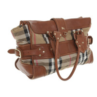 Burberry Bag in check pattern with leather details