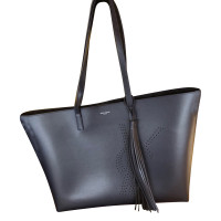 Yves Saint Laurent Shopper Leather in Black