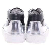 Prada Sneaker in zwart / wit