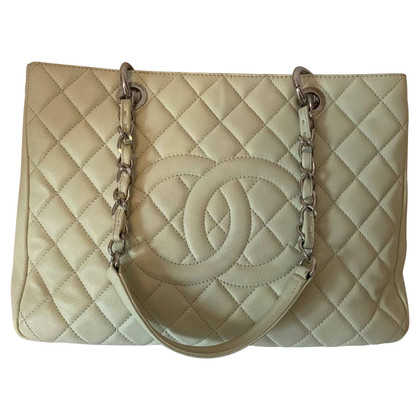 Chanel Grand  Shopping Tote Leer in Wit