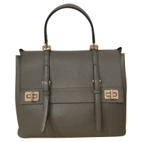 Prada Tasche