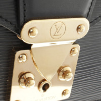 Louis Vuitton "Dragonne sellier clutch pelle EPI" in nero