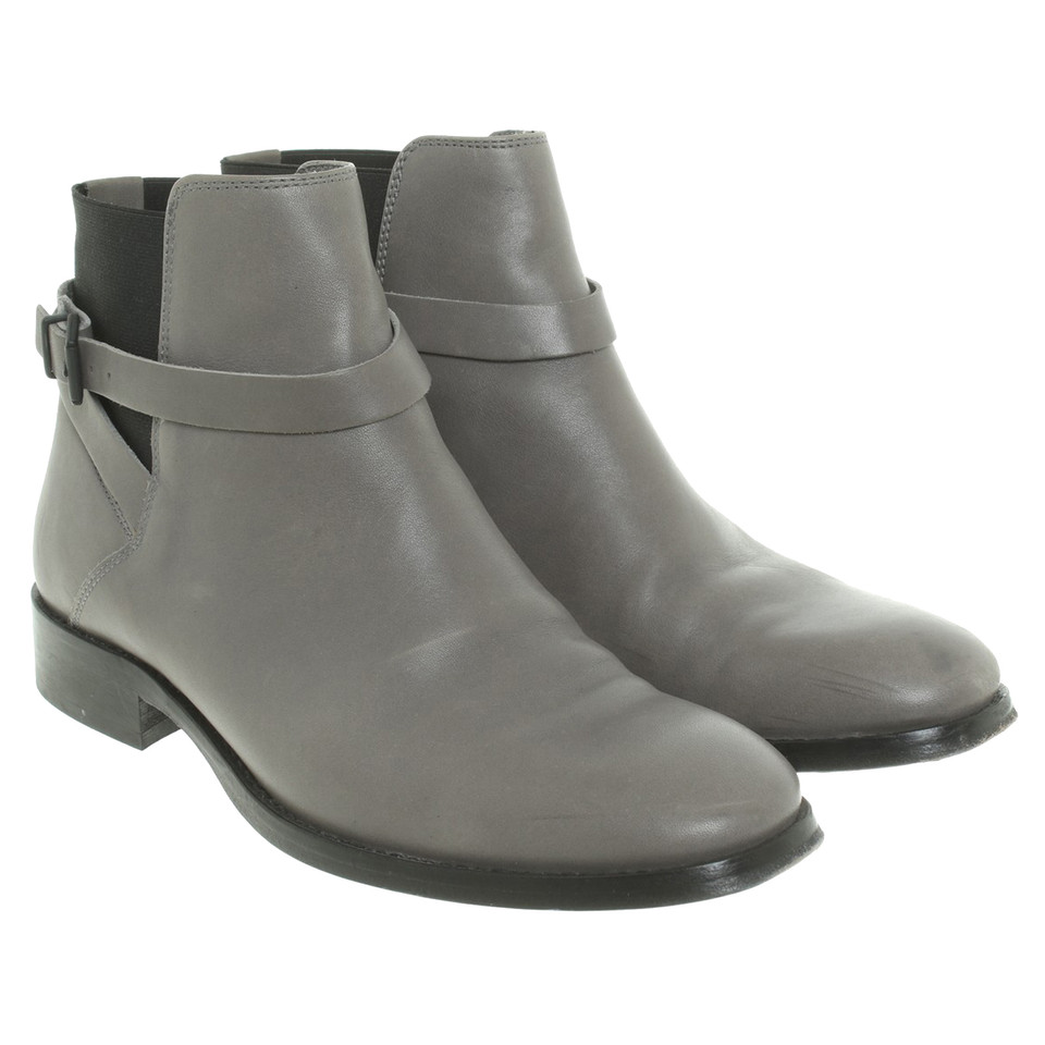 Cos Chelsea Boots in Grau