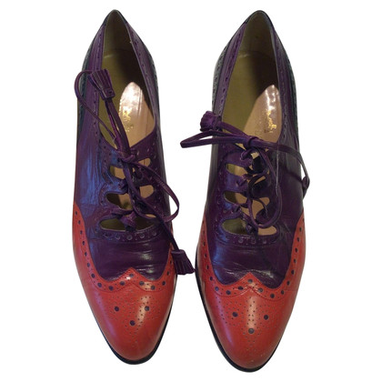 Hermès Chaussures à lacets en Cuir en Violet