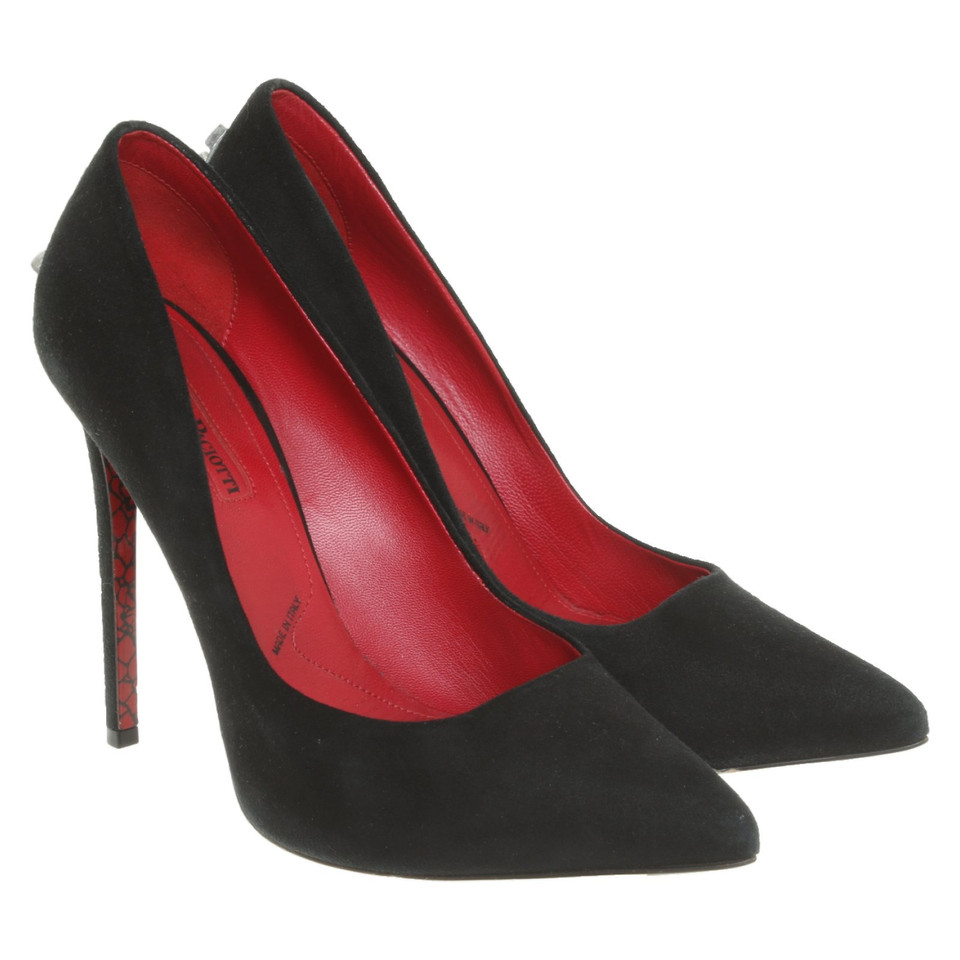 Cesare Paciotti Pumps/Peeptoes Suede in Black