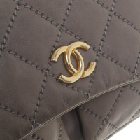 Chanel Flap Bag in Grau