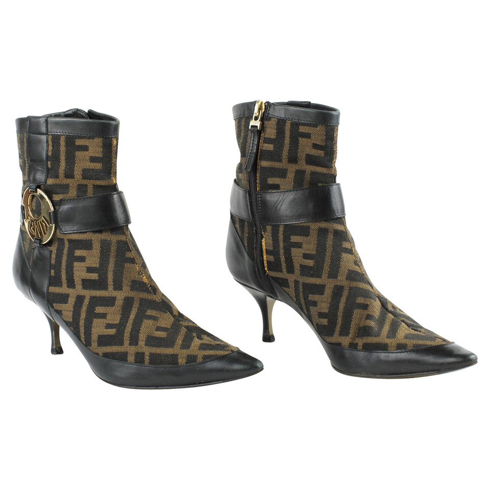 Fendi Bottes en Marron