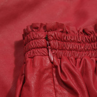 Miu Miu Shorts aus Leder in Rot