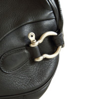 Burberry Handtasche aus schwarzem Leder