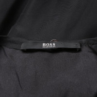 Hugo Boss Kleid aus Seide in Schwarz