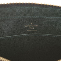 Louis Vuitton Clutch aus Taigaleder