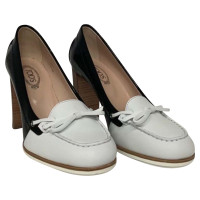 Tod's Pumps/Peeptoes Patent leather