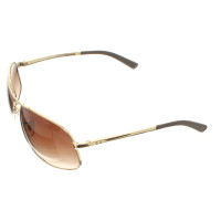 Ray Ban Sunglasses with gold-colored frame