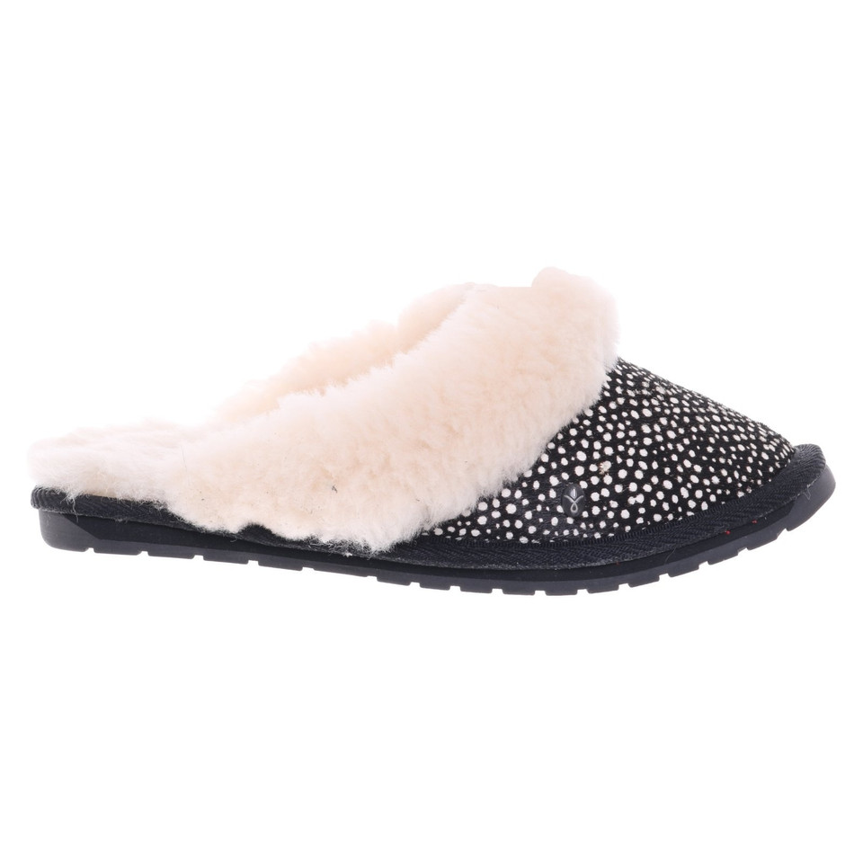 Emu Australia slippers