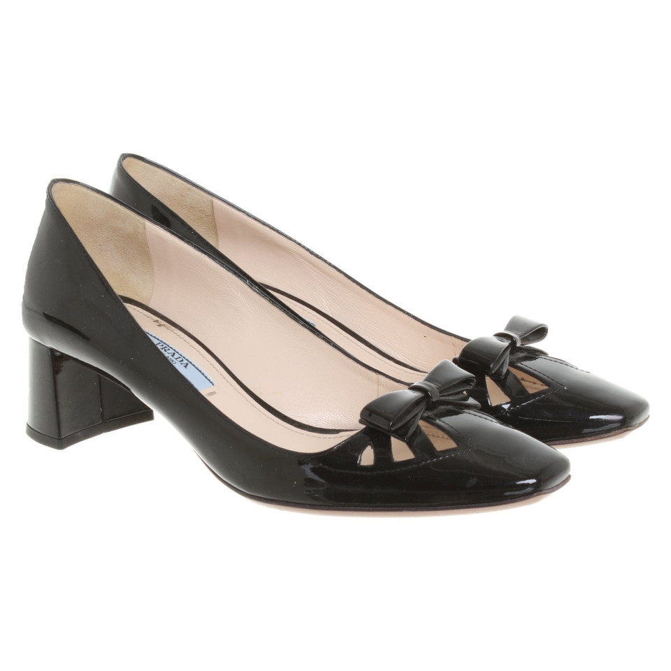 Prada Pumps/Peeptoes en Cuir verni en Noir