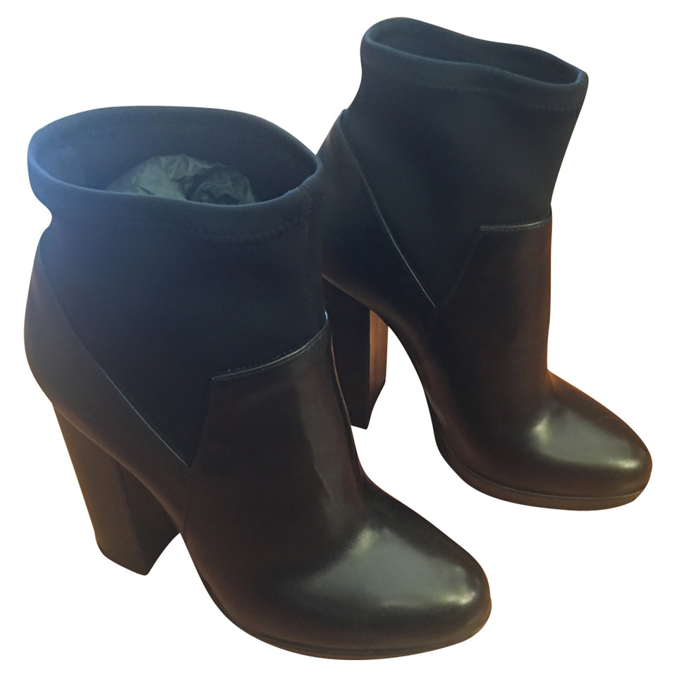 Atos Lombardini Ankle boots Leather in Black