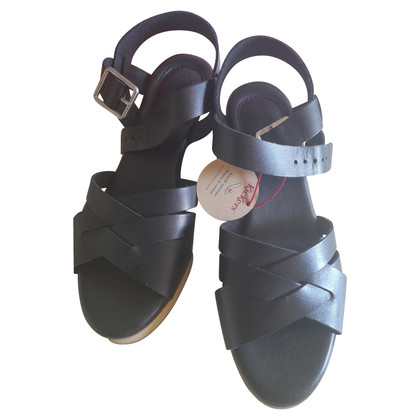 Kiton Sandals Leather in Black