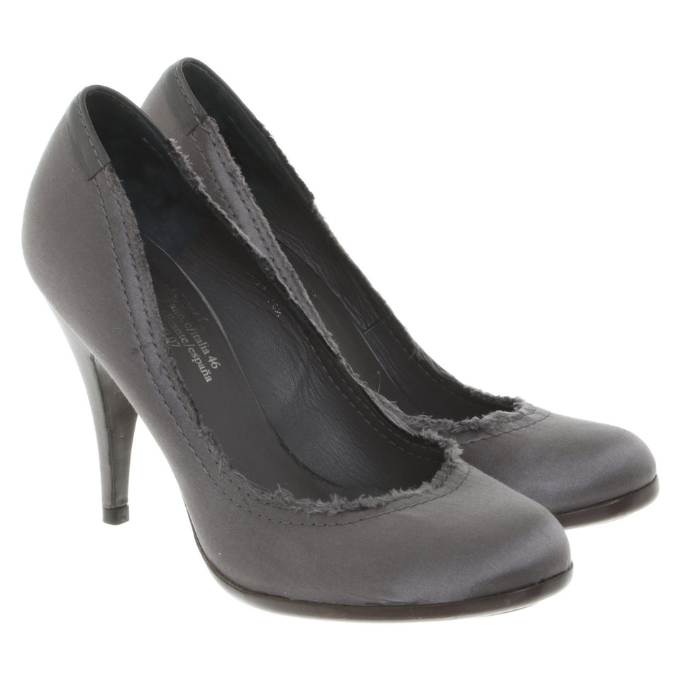 Pedro Garcia pumps in grey