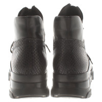 Ash Bottes en noir