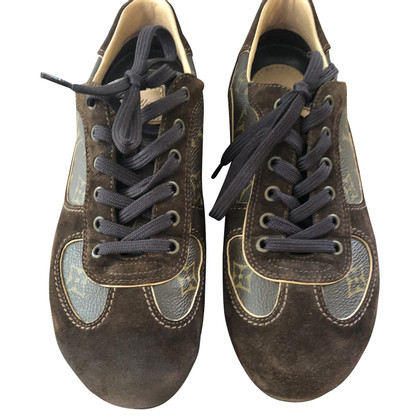 Louis Vuitton Lace-up shoes Leather in Brown