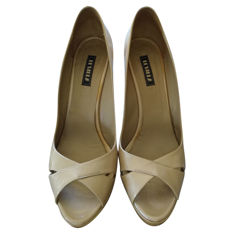 Le Silla  Pumps/Peeptoes Patent leather in Nude