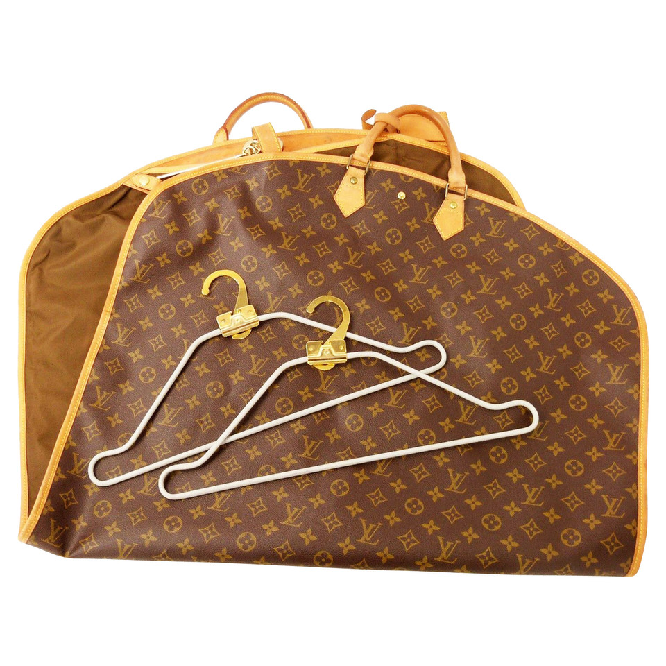 Louis Vuitton D0ada1bf garment bag