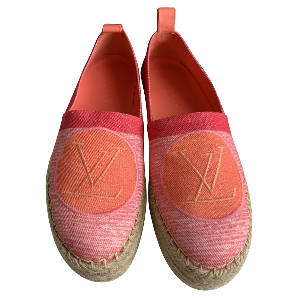 Louis Vuitton Sneakers in Rosa / Pink