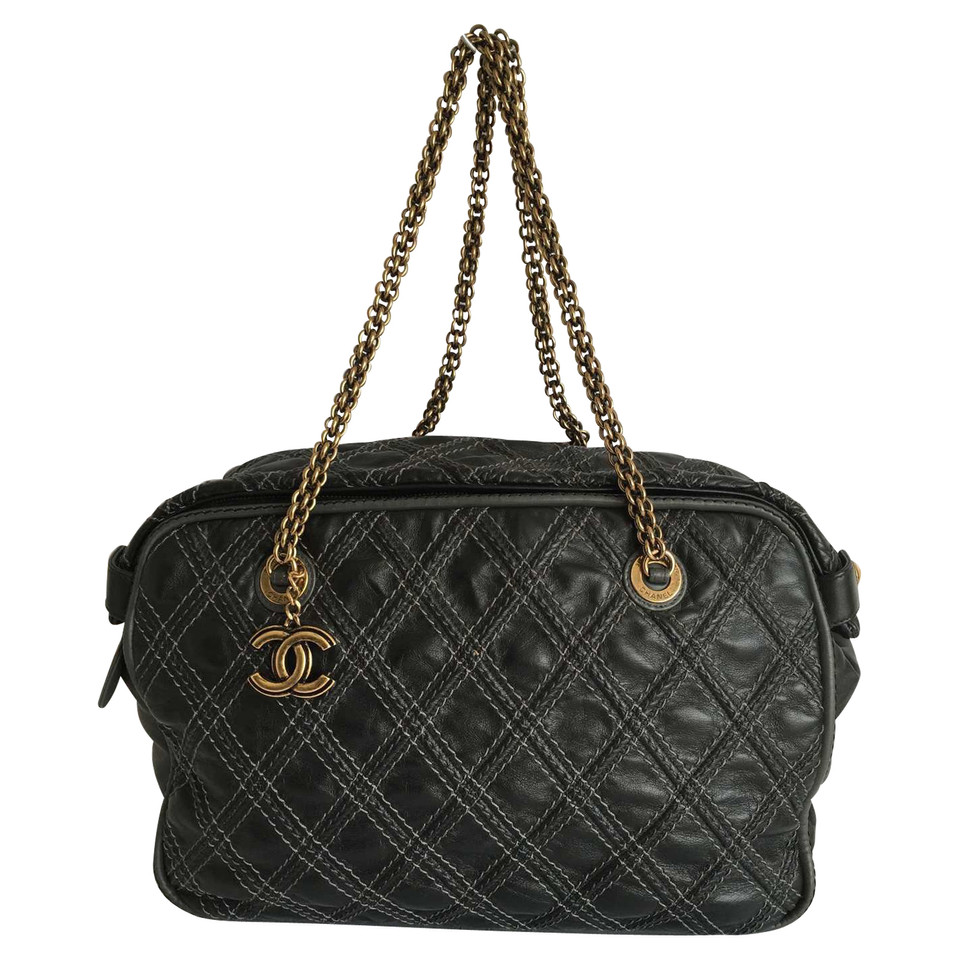 Chanel 5f592fb schouder tas.
