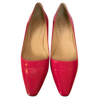 Roger Vivier Pumps/Peeptoes Patent leather in Pink