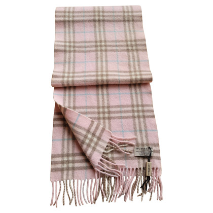 Burberry Scarf/Shawl Wool in Pink