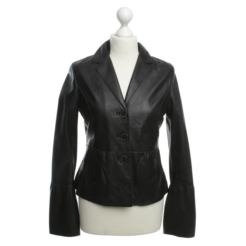 René Lezard Leather jacket in black