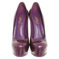 Yves Saint Laurent Pumps/Peeptoes Patent leather in Violet