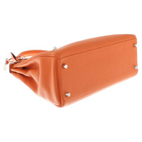 Hermès Kelly Bag 32 in Pelle in Arancio