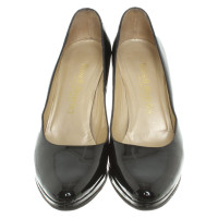 Russell & Bromley Pumps/Peeptoes Patent leather in Black