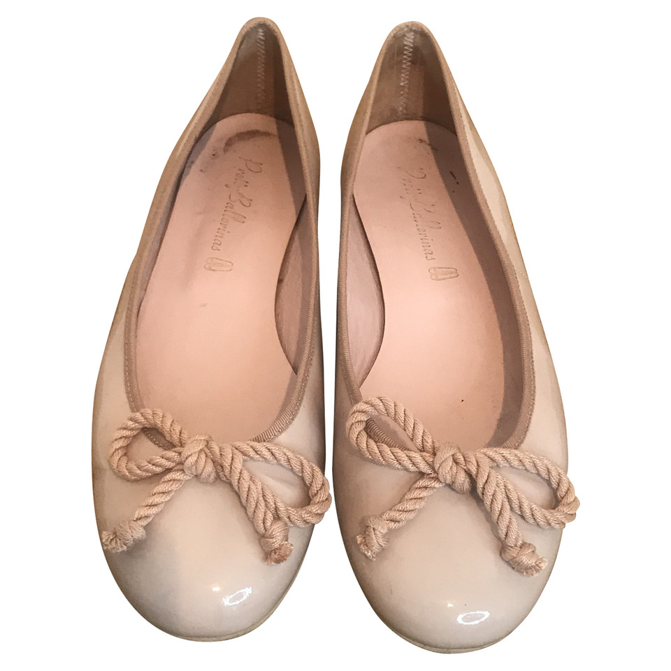 Pretty Ballerinas Slippers/Ballerinas Patent leather in Nude