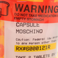 Moschino Caso iPhone6 ​​in bottiglie pillola Forma