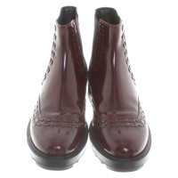 Tod's Boots in burgundy