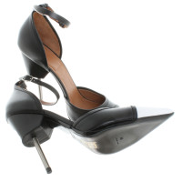 Givenchy pumps avec talon extravagant