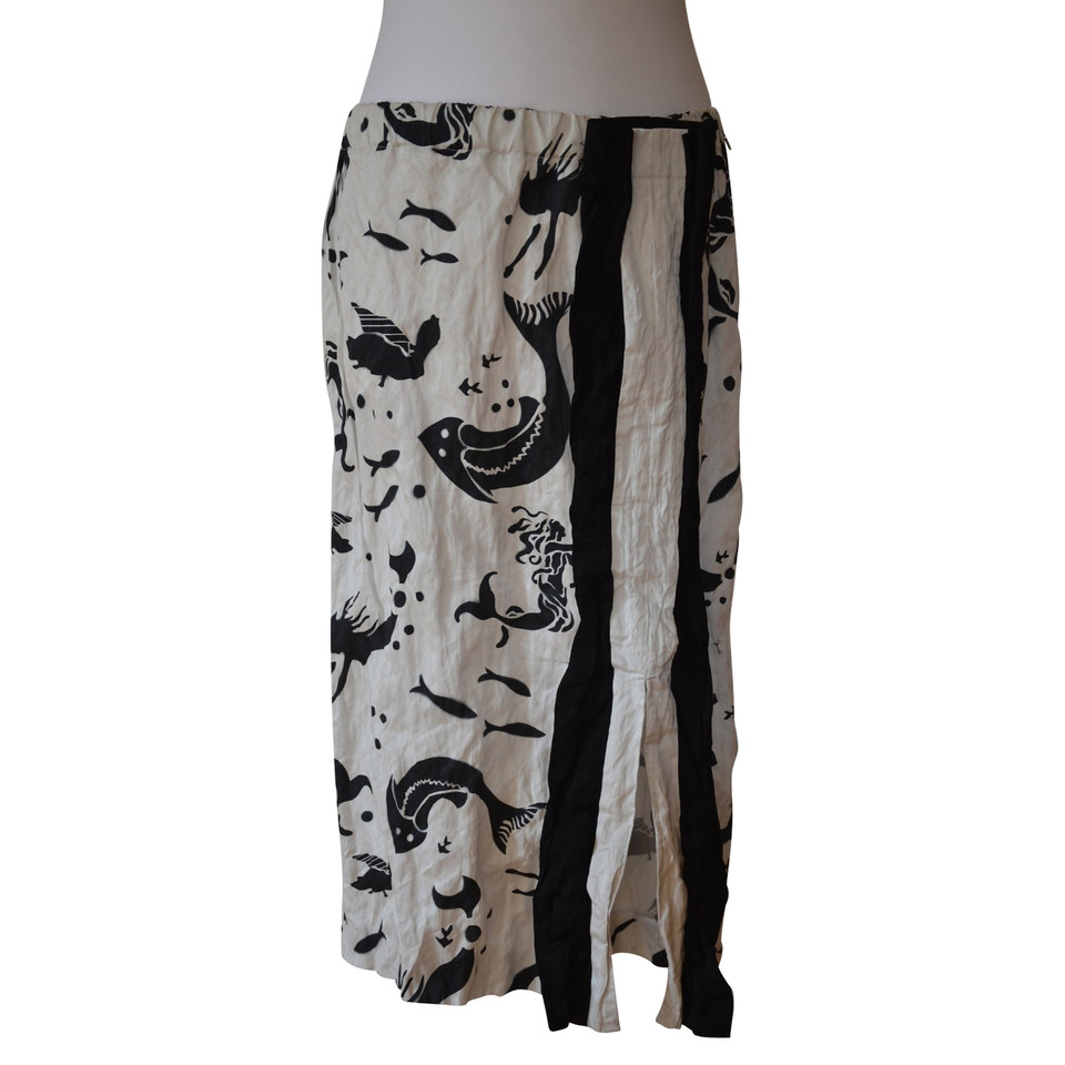 Prada skirt in the creased look
