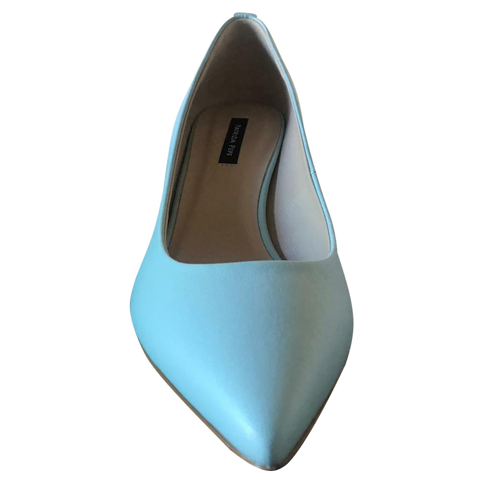 Patrizia Pepe Pumps/Peeptoes en Cuir en Turquoise