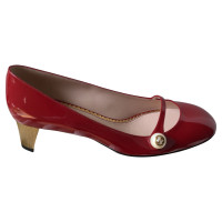 Gucci Pumps/Peeptoes Patent leather in Red