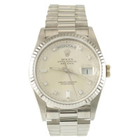 Rolex Oyster Perpetual in Argenteo
