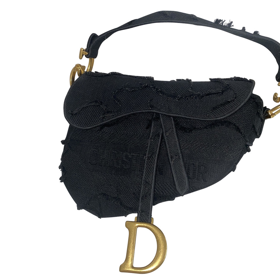 Christian Dior Saddle Bag aus Canvas in Schwarz